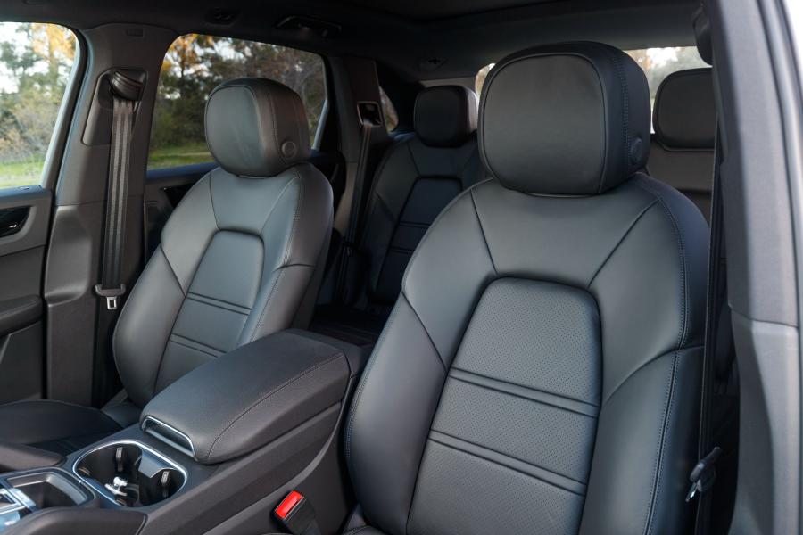 Интерьер Porsche Cayenne S (PO536) 2018 года  (AU) (фото 14 из 20)